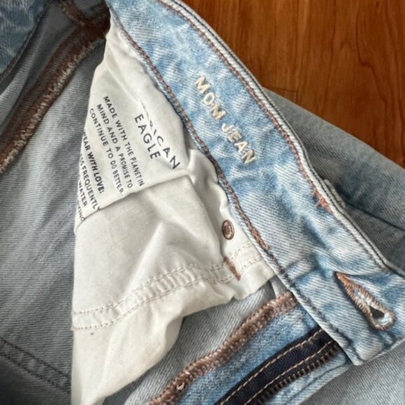 AE stretch mom jeans - Picture 3 of 6